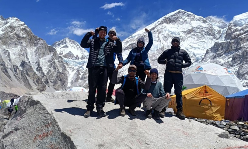 A total of 395 reach atop Sagarmatha so far this spring